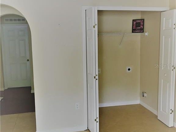 2nd image of 7894 Country Chase Ave