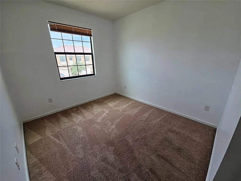 1899 Portofino Meadows Blvd — Photo 38