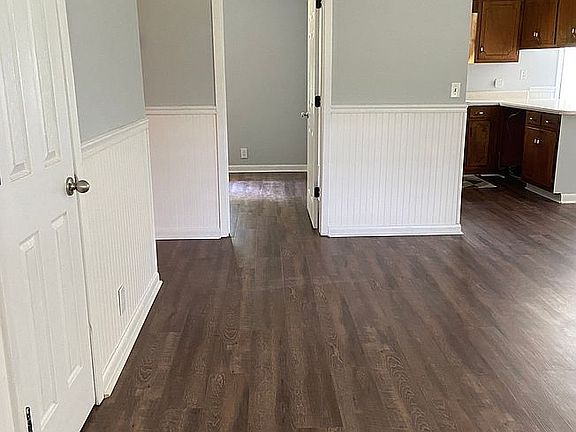 3rd image of 5684 Wylly St