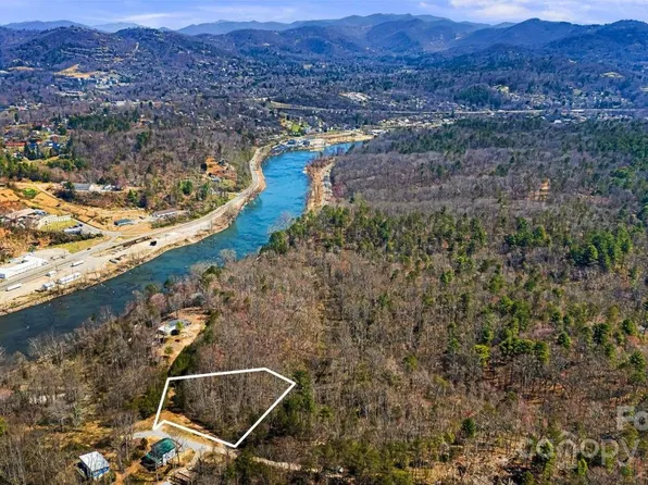 151 Richmond Ridge Rd, Asheville, NC 28806