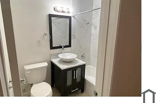 1520 S Casino Center Blvd #40 — Photo 17