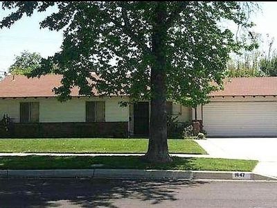 1647 N Park Ave, Rialto, CA, 92376