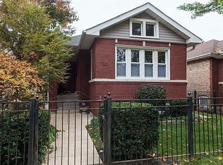 1722 W Thorndale Ave, Chicago, IL 60660
