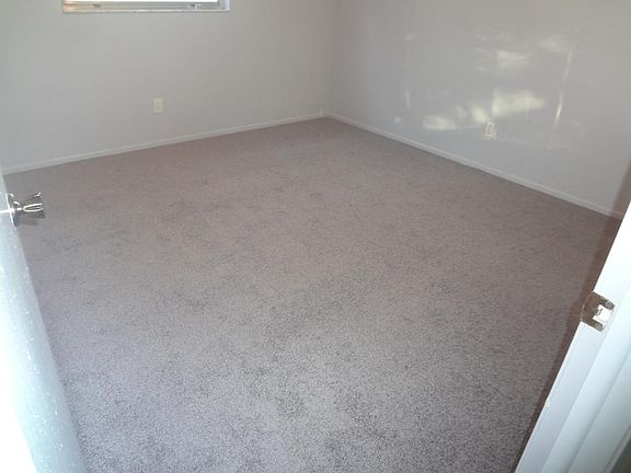 3rd image of 8320 43rd St N