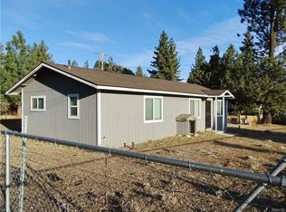 2096 Manzanita Ln, Big Bear City, CA 92314