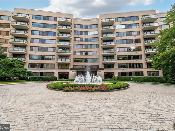 2700 Calvert St NW #812/818, Washington, DC 20008