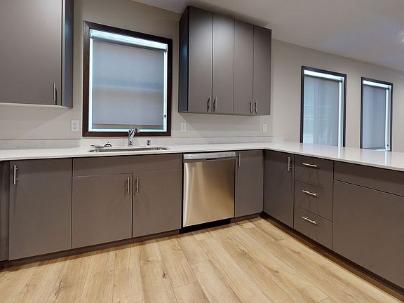 4th image of 1806 Como Ave SE Unit 1