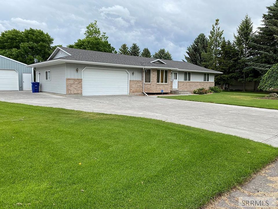1st image of 179 S Amy Ln