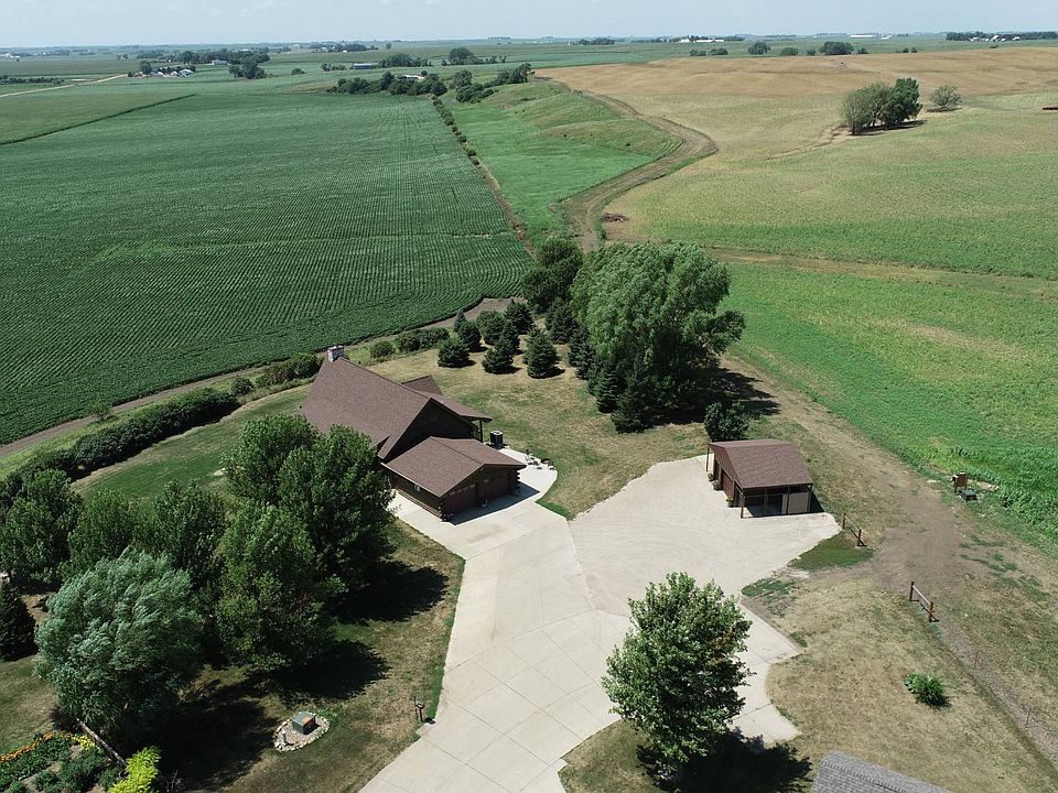 2nd image of 2981 Rock River Bluff Rd