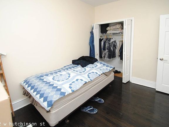 5th image of 4822 W Hutchinson St #1216