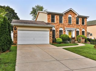 1112 Barrath Place Ct, Florissant, MO 63031