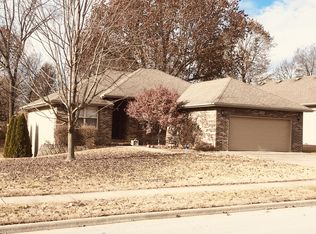 3943 S Hemlock Ave, Springfield, MO 65807