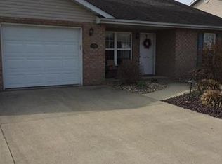 674 W 1st St, Aviston, IL 62216