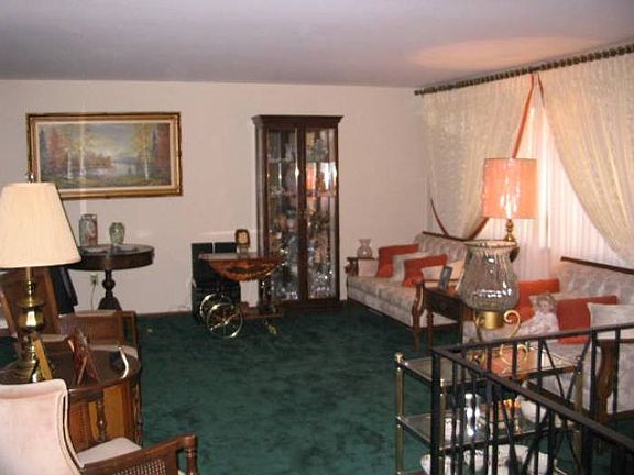 Spacious Living Room