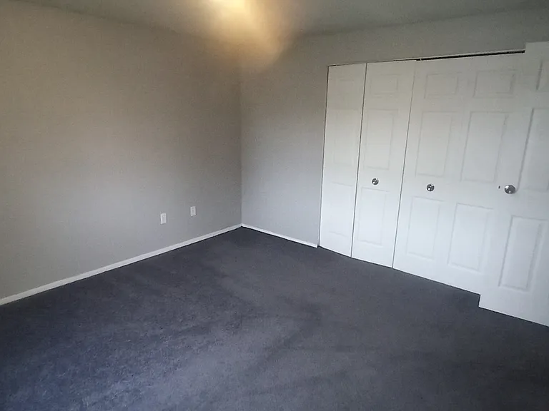 25497 James St — Photo 9