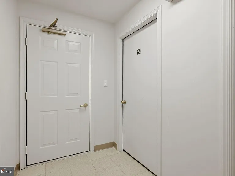 1625 International Dr #316 — Photo 20