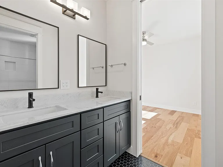 6305 Friendswood Dr #1 — Photo 15