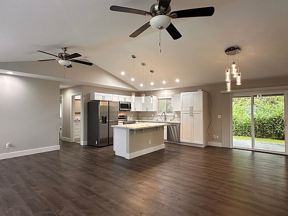 3rd image of 16-2147 Pukalani Dr