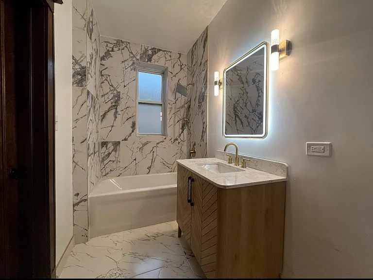 7144 S Yates Blvd #2N — Photo 4