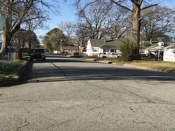 4th image of 3604 Commonwealth Ave
