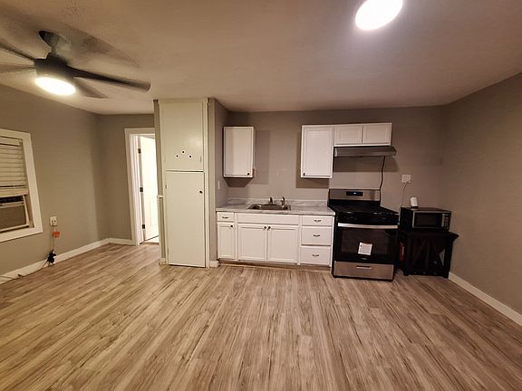 5th image of 1018 S 16th St