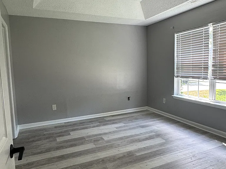 1318 Braveheart Ln — Photo 11