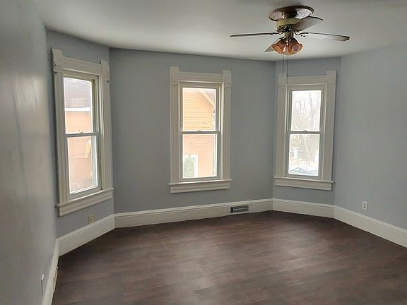 4th image of 820 N Park Ave #2