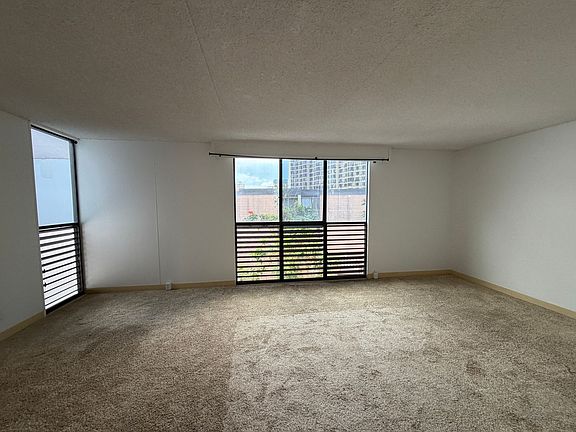 4th image of 1005 Ala Lilikoi St #311