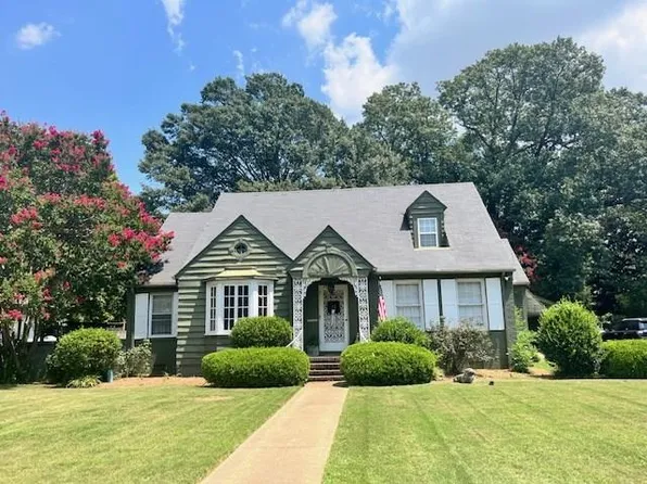 212 N Leflore Ave, Cleveland, MS 38732