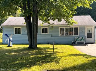 1601 Michael St, Ortonville, MI 48462