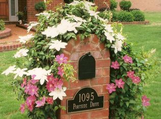 1095 Portside Dr, Cordova, TN 38018