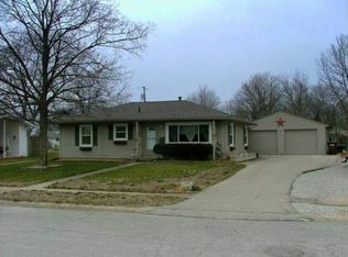 410 Center Park Dr, Edinburgh, IN 46124