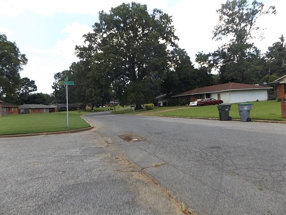 5th image of 892 Richland Dr
