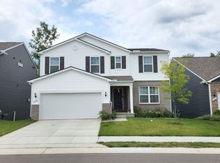6130 Fieldstone Cir, South Lyon, MI