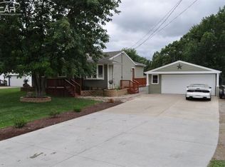 4469 Tillie Dr, Flint, MI 48504