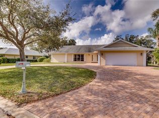 525 W Forest Trl, Vero Beach, FL 32962