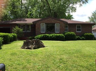 614 Carola St, Creve Coeur, IL