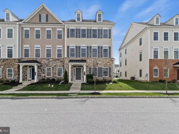 510 Cliff Ln, Malvern, PA 19355