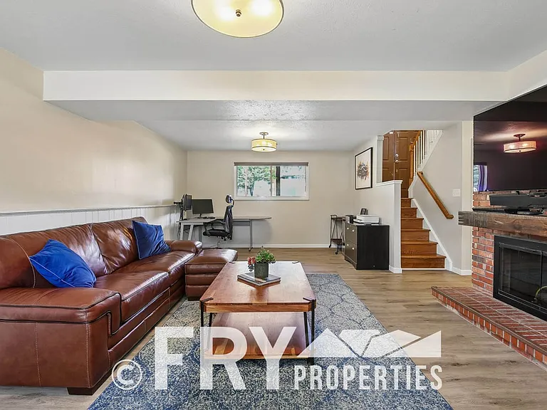 6459 Brentwood St — Photo 4