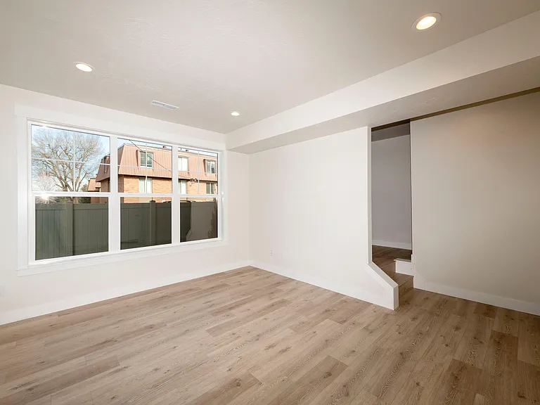 1751 E 4730 S — Photo 7