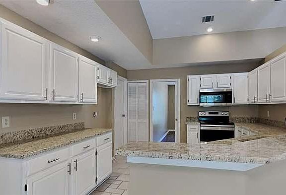 2nd image of 10533 Stradford Row