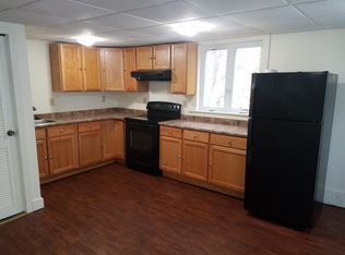 34 Belknap St #A, Dover, NH 03820