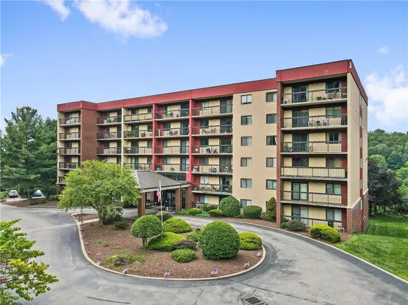 1987 Centurion Dr APT 214, Pittsburgh, PA 15221