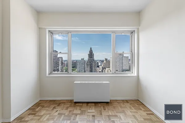 Rented by Bond New York | media 9