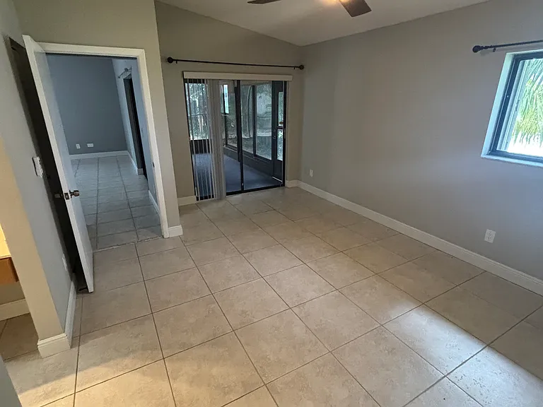 58 Paxford Ln — Photo 15