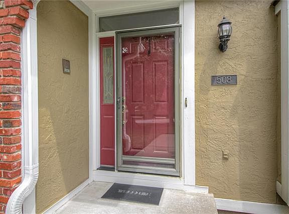 3rd image of 508 W 115th Ter