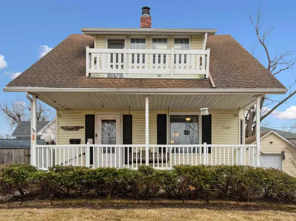 3127 C Ave NE, Cedar Rapids, IA 52402