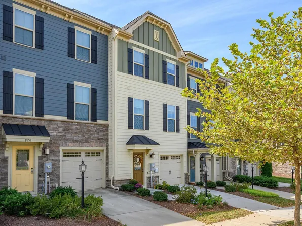 818 Oval Park Ln, Charlottesville, VA 22911