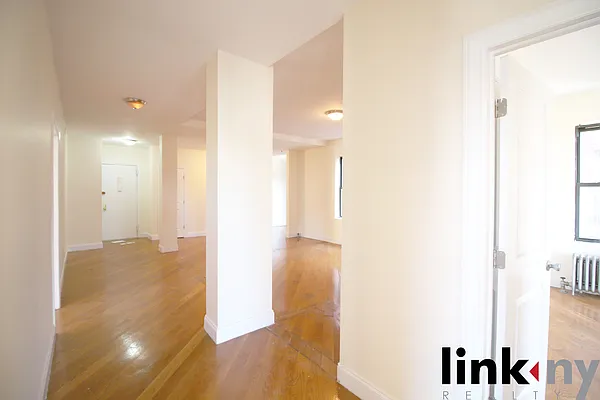 Rented by Link NY Realty | media 26