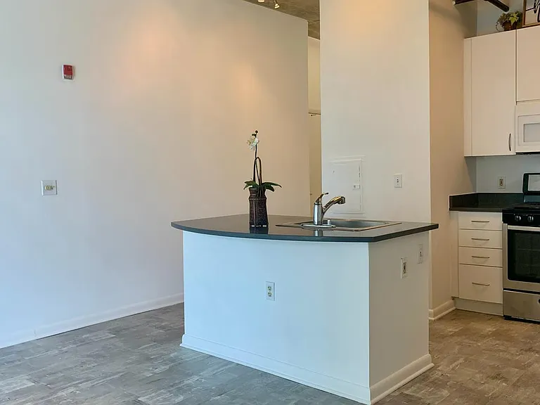 1300 N St NW #508 — Photo 7